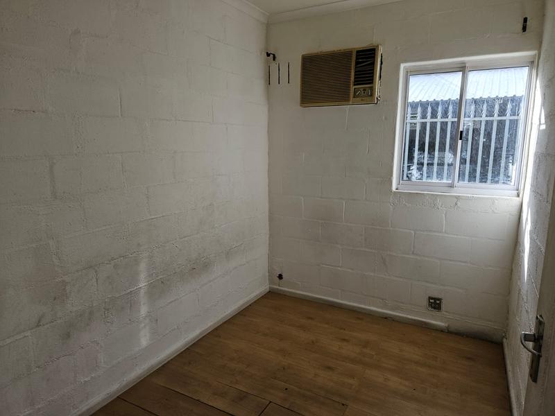 To Let commercial Property for Rent in Parow Western Cape